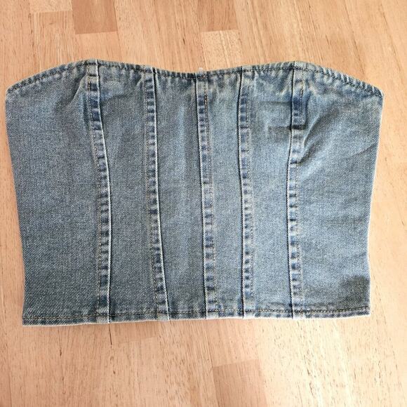 PrettyLittleThing Petite VTG Bleach Wash Bandeau Denim Corset Top- sz US 0 NWT - Picture 2 of 7
